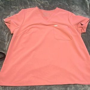 Figs mauve scrub top